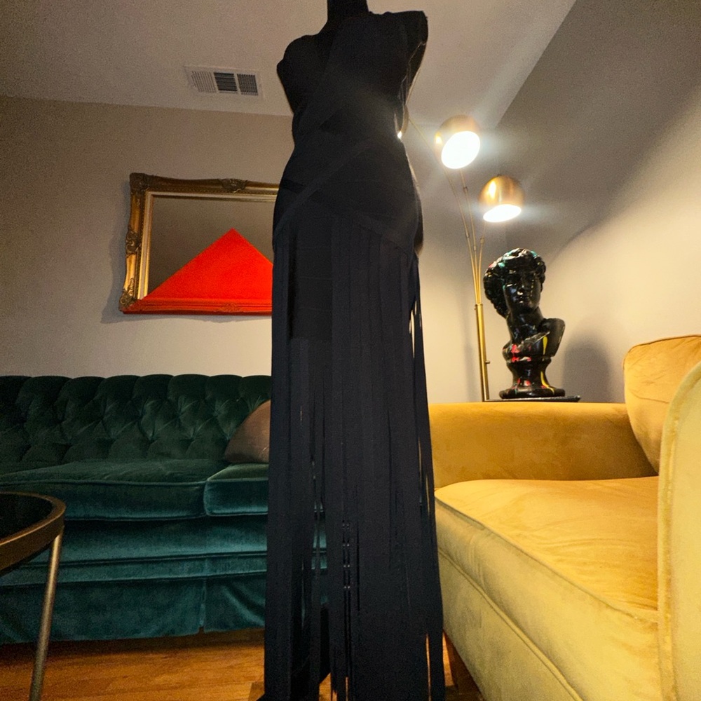 Chic Black Evening Gown